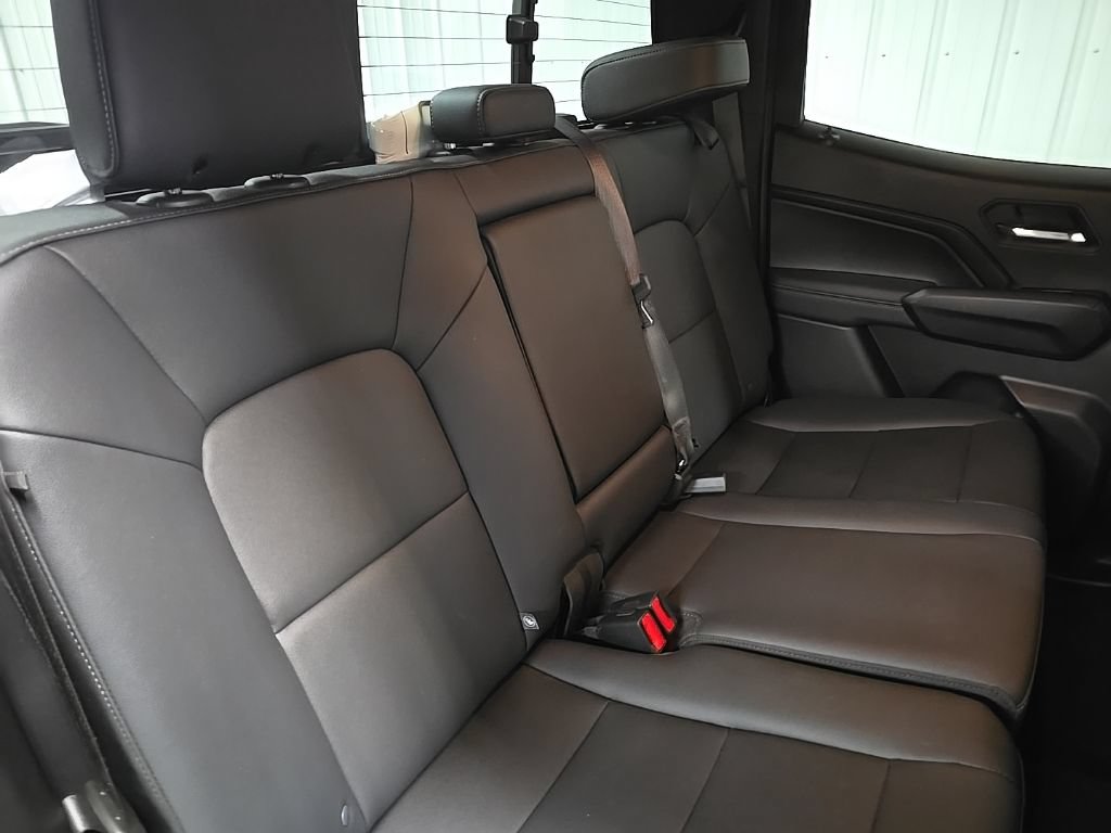 Used 2024 GMC Canyon Elevation w/ Elevation Premium Package RWD image 16