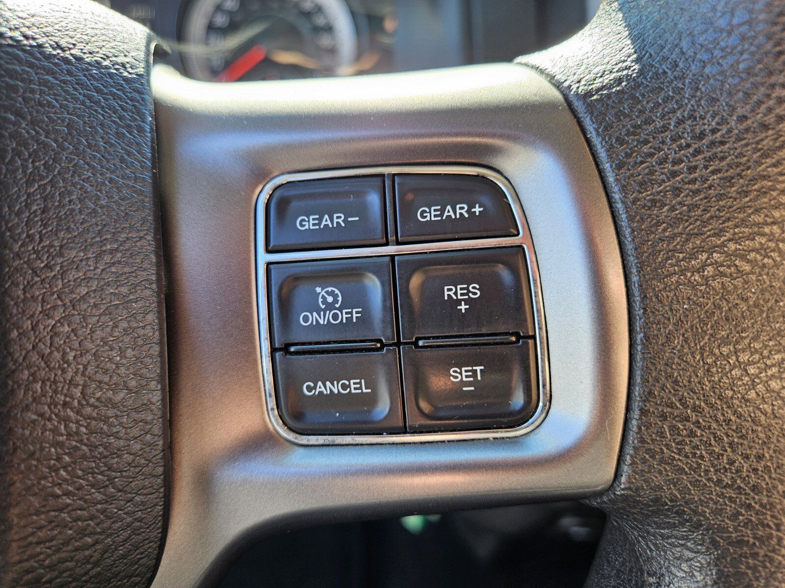 Used 2024 RAM 1500 Classic SLT image 24