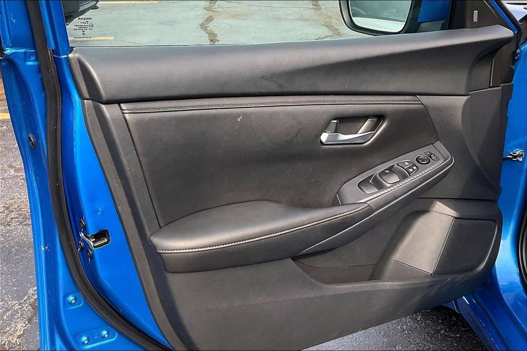 Used 2023 Nissan Sentra SV FWD image 22