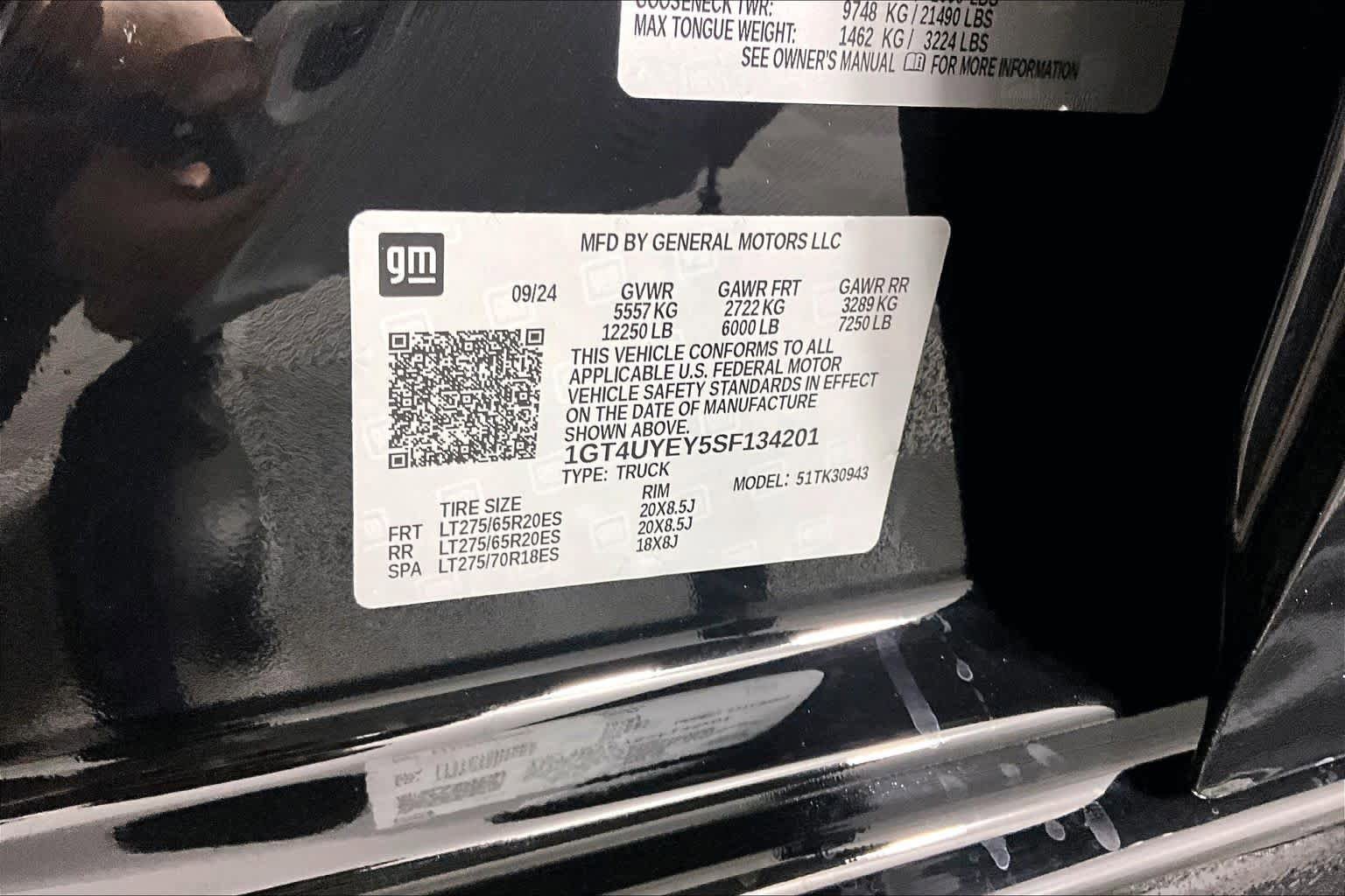Used 2025 GMC Sierra 3500 Denali Ultimate AWD/4WD image 35
