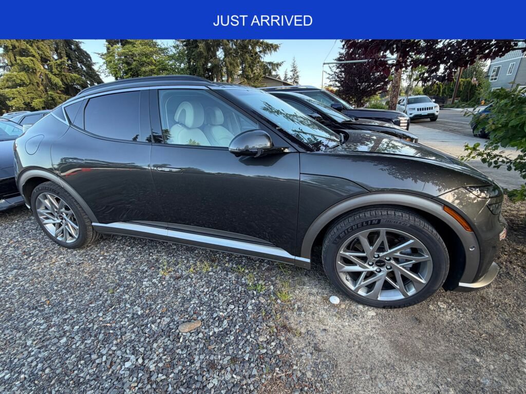 Used 2025 Genesis GV60 Advanced AWD/4WD image 1