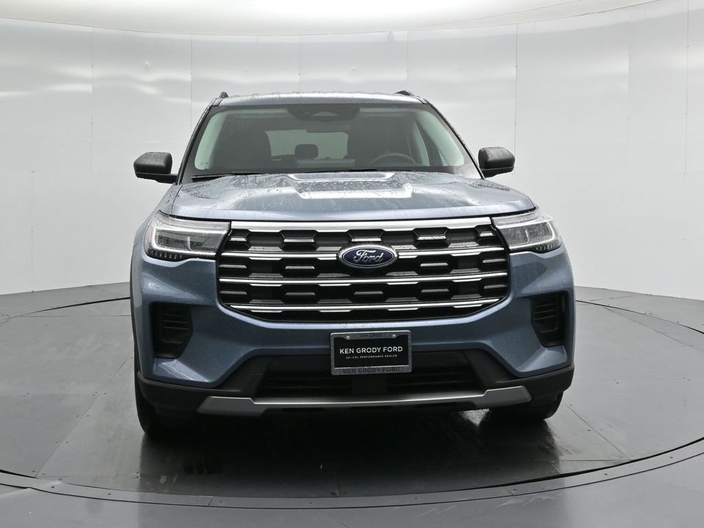 Certified 2025 Ford Explorer Active image 24