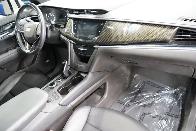 Used 2022 Cadillac XT6 Premium Luxury w/ Technology Package FWD image 26