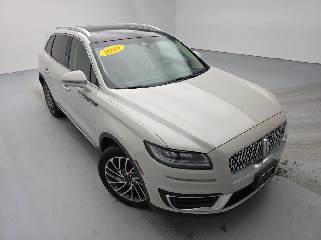 Used 2020 Lincoln Nautilus Reserve w/ Equipment Group 201A image 2