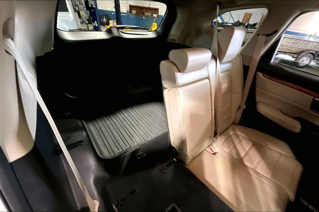 Used 2020 Honda CR-V Touring image 29
