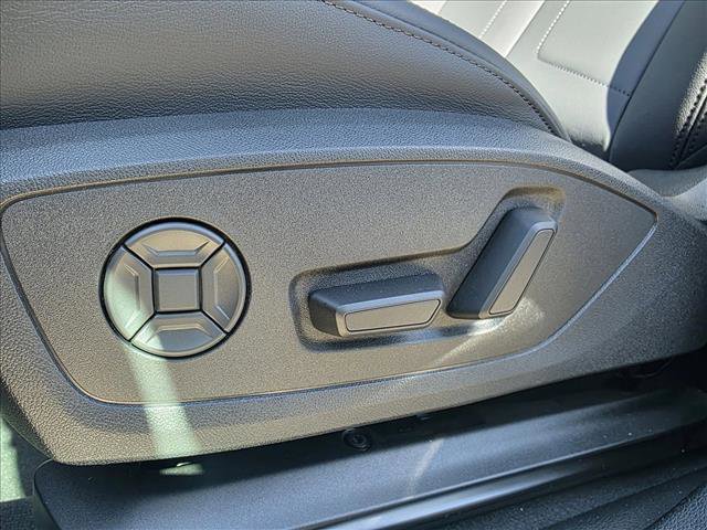 New 2025 Audi Q3 2.0T Premium w/ Convenience Package image 15