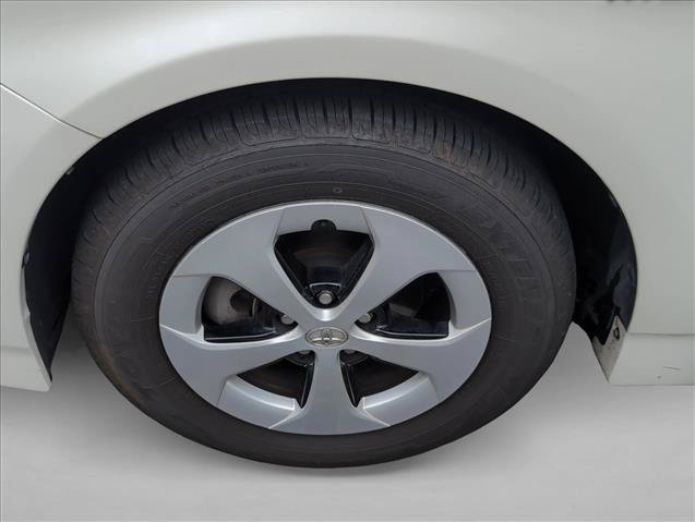 Used 2015 Toyota Prius Two FWD image 30
