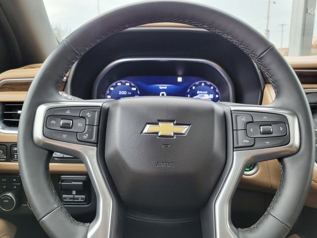 Used 2023 Chevrolet Tahoe Premier w/ Premium Package image 12