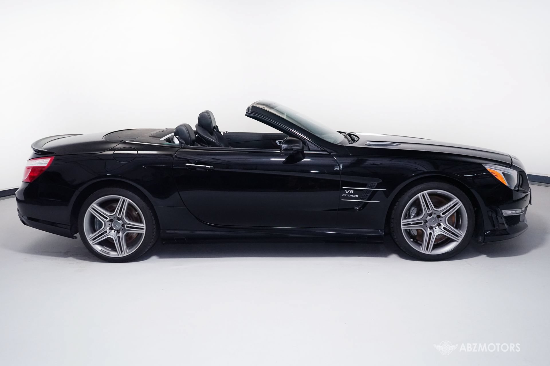 Used 2013 Mercedes-Benz SL 63 AMG image 3