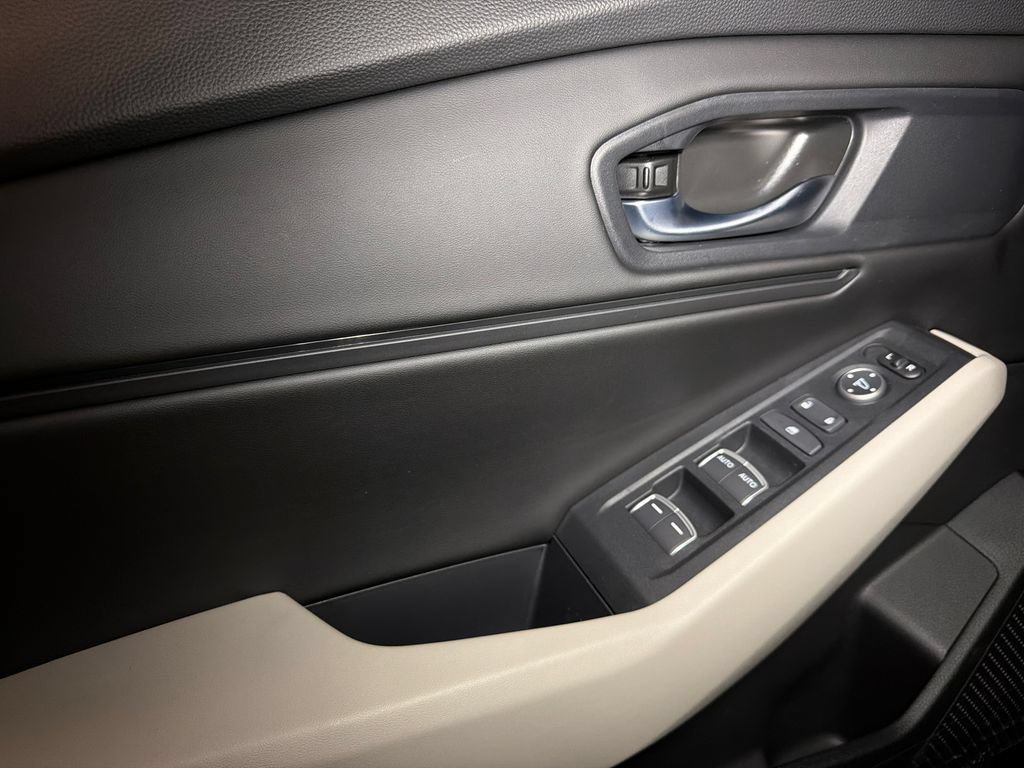 New 2026 Honda Accord SE image 32