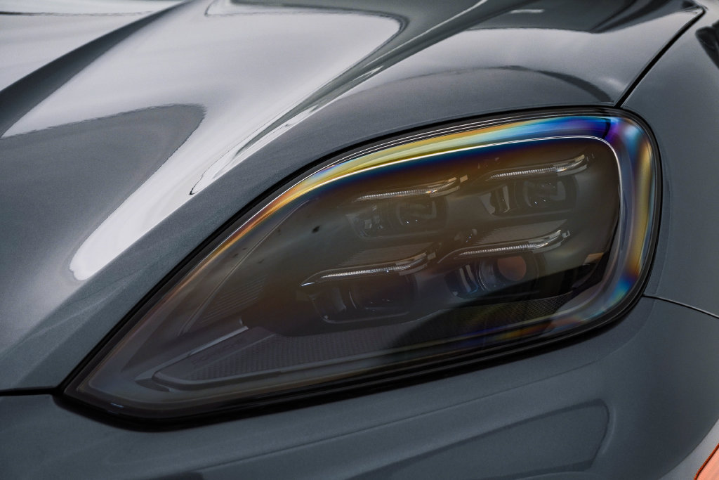 New 2026 Porsche Cayenne GTS AWD/4WD image 7
