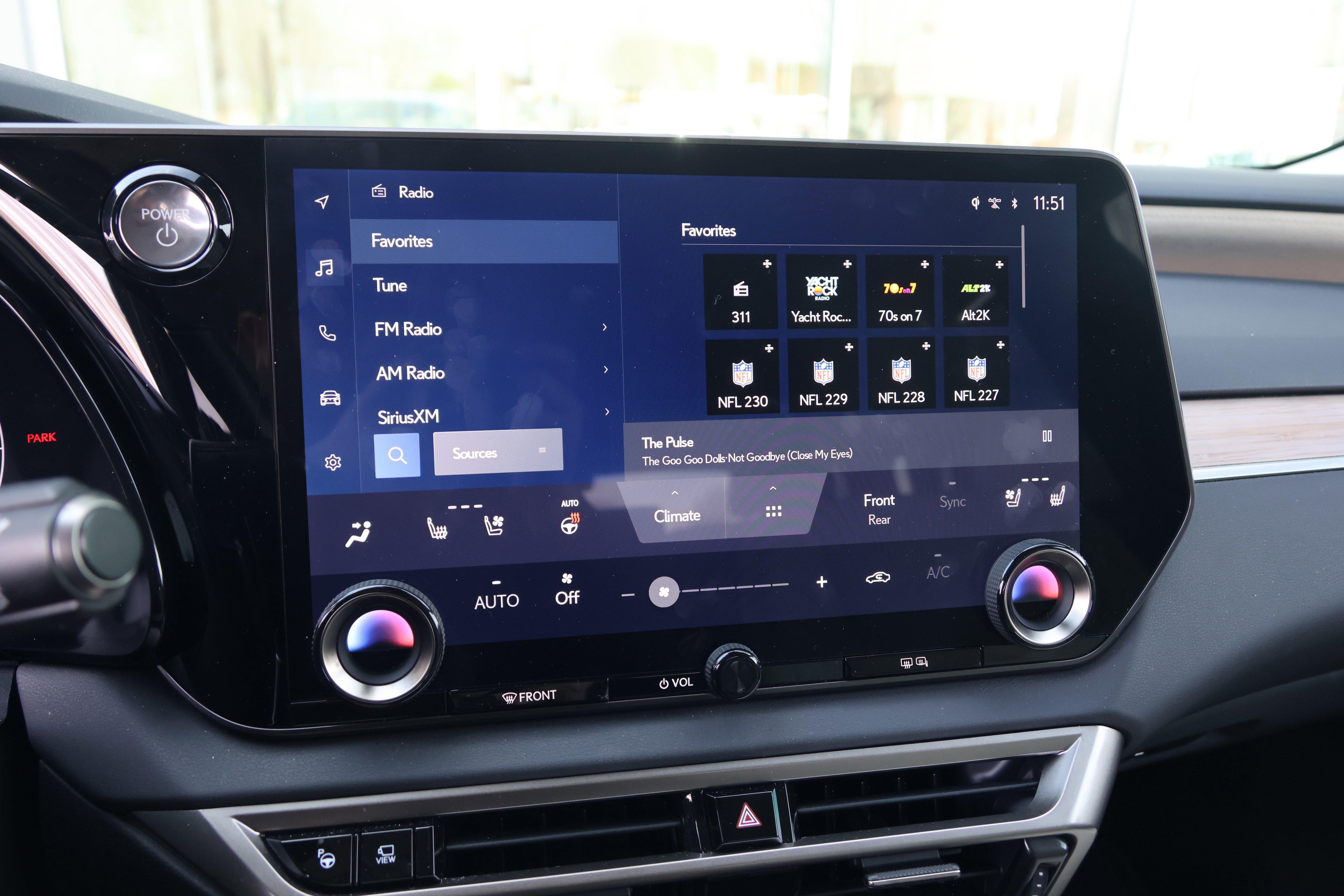 Certified 2023 Lexus RX 350 w/ Accessory Package (Z1) image 24