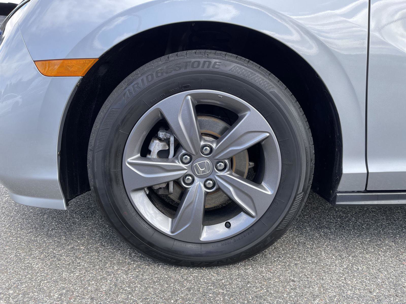 Used 2024 Honda Odyssey EX image 23