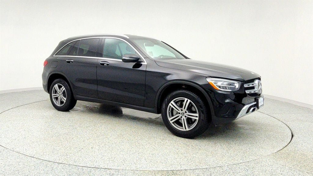 Used 2022 Mercedes-Benz GLC 300 image 3