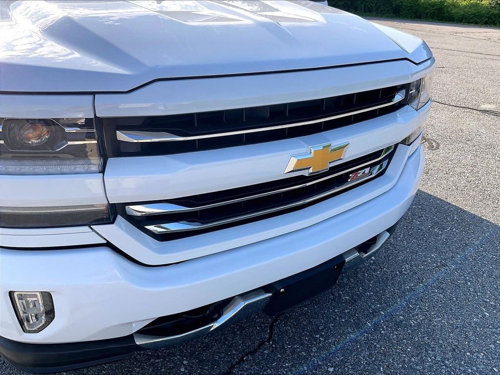 Used 2018 Chevrolet Silverado 1500 LTZ Z71 AWD/4WD image 31