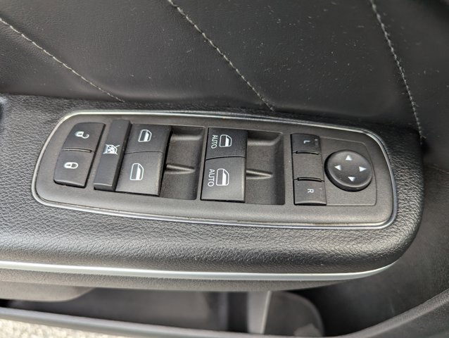Used 2022 Dodge Charger Scat Pack RWD image 10