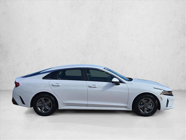 Used 2022 Kia K5 LXS FWD image 4