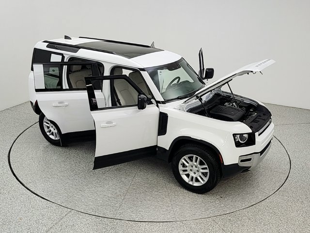 Certified 2023 Land Rover Defender 110 S AWD/4WD image 40