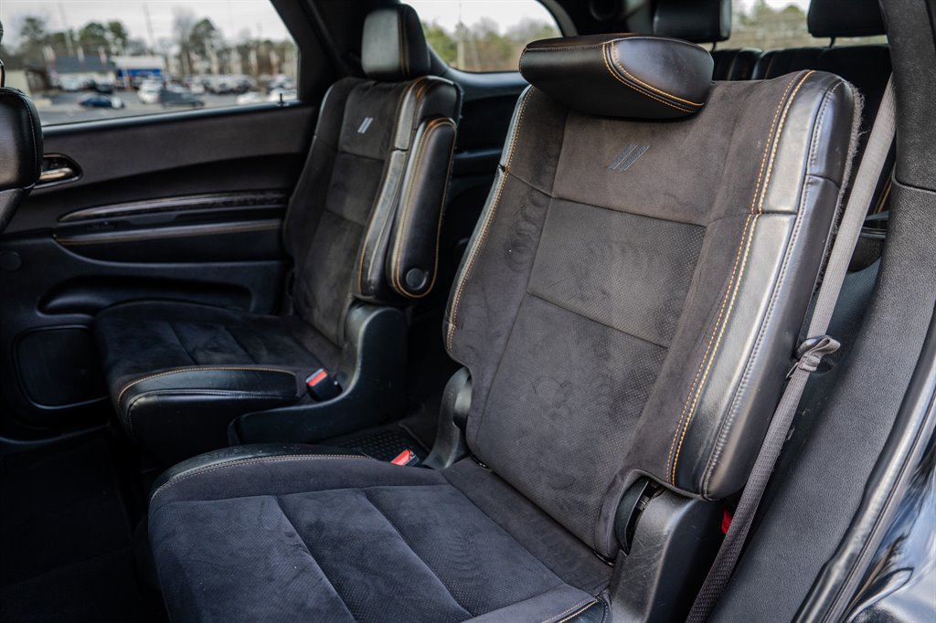 Used 2023 Dodge Durango R/T w/ Hemi Orange Plus Package image 30