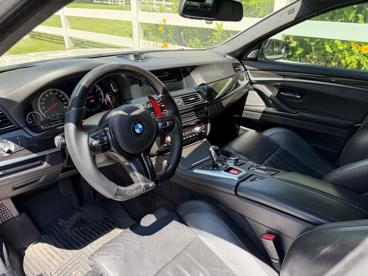 Used 2013 BMW M5 RWD image 38