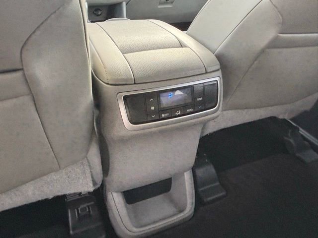 Used 2015 Toyota Highlander Plus image 22