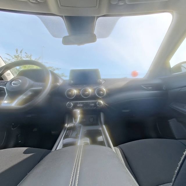Used 2023 Nissan Sentra SV FWD image 23