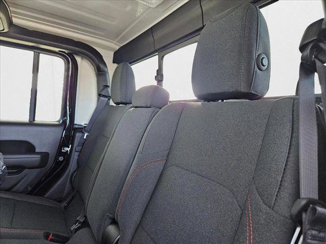 New 2025 Jeep Gladiator Rubicon w/ Convenience Group image 15
