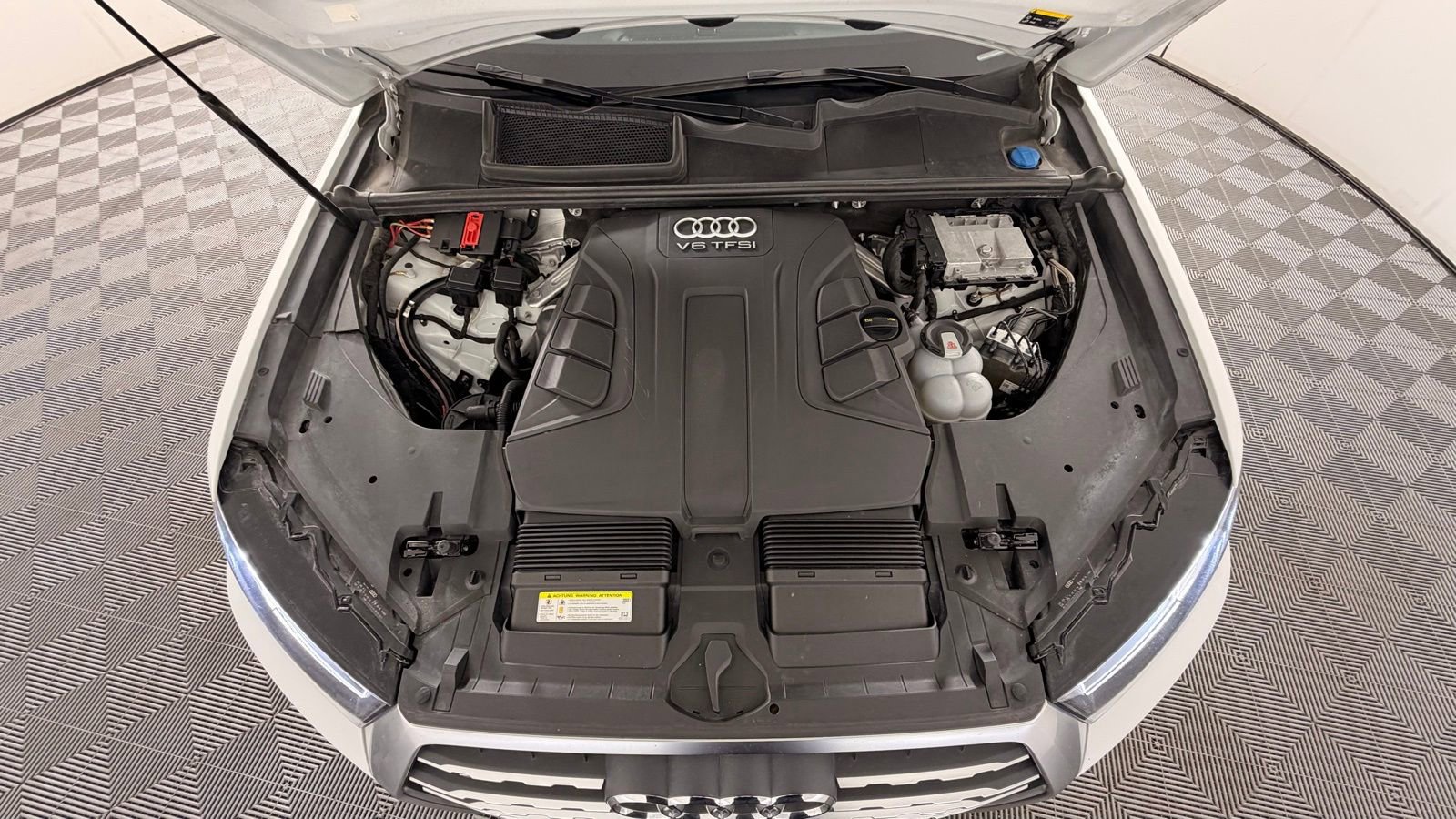 Used 2018 Audi Q7 3.0T Premium Plus AWD/4WD image 23