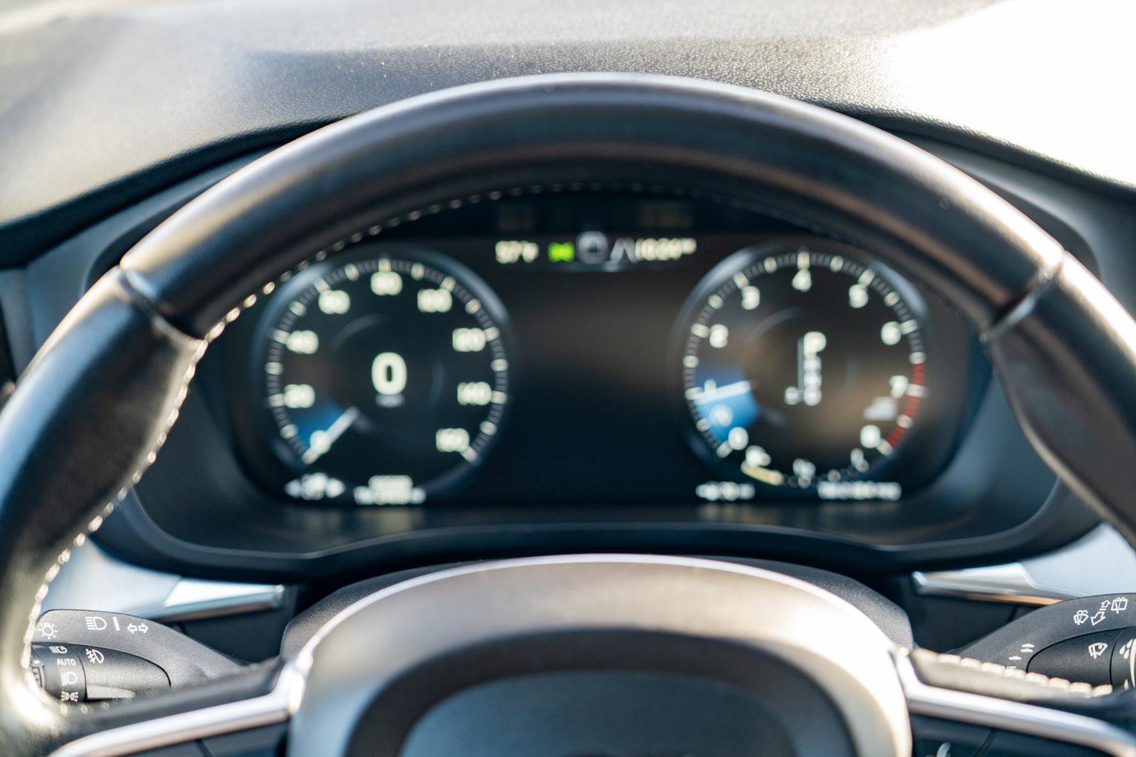 Used 2018 Volvo XC60 T5 Momentum w/ Convenience Package AWD/4WD image 20