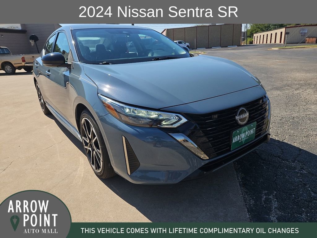 Used 2024 Nissan Sentra SR image 2