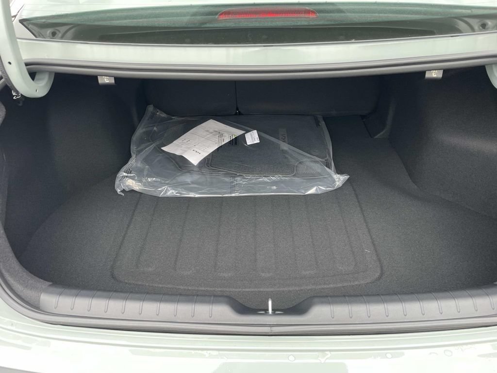 New 2026 Kia K4 FWD image 4