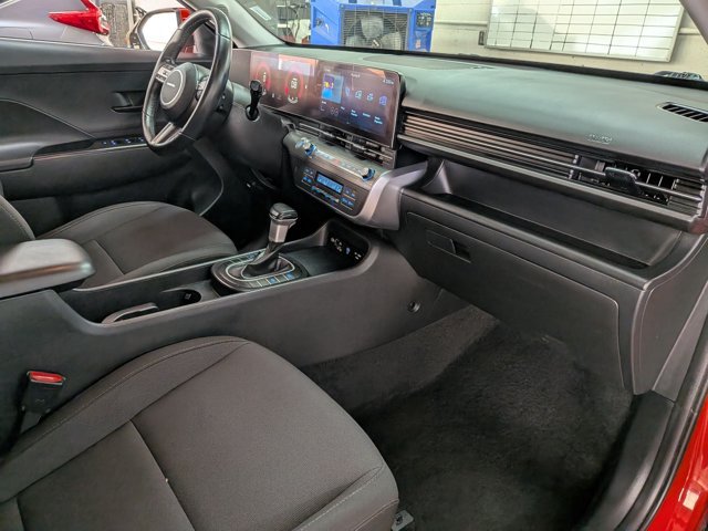 Used 2024 Hyundai Kona SEL AWD/4WD image 27