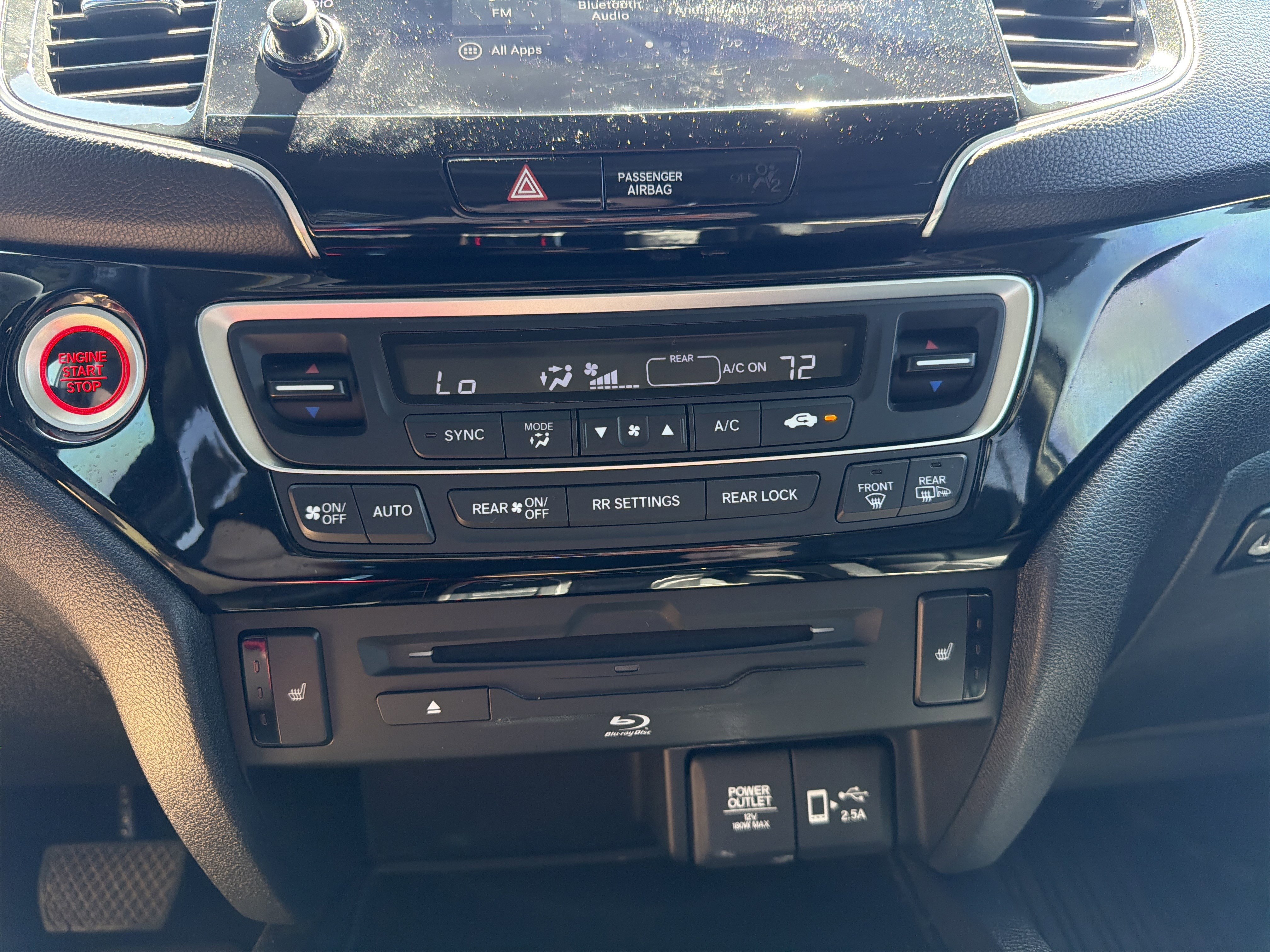 Certified 2022 Honda Pilot Touring image 35