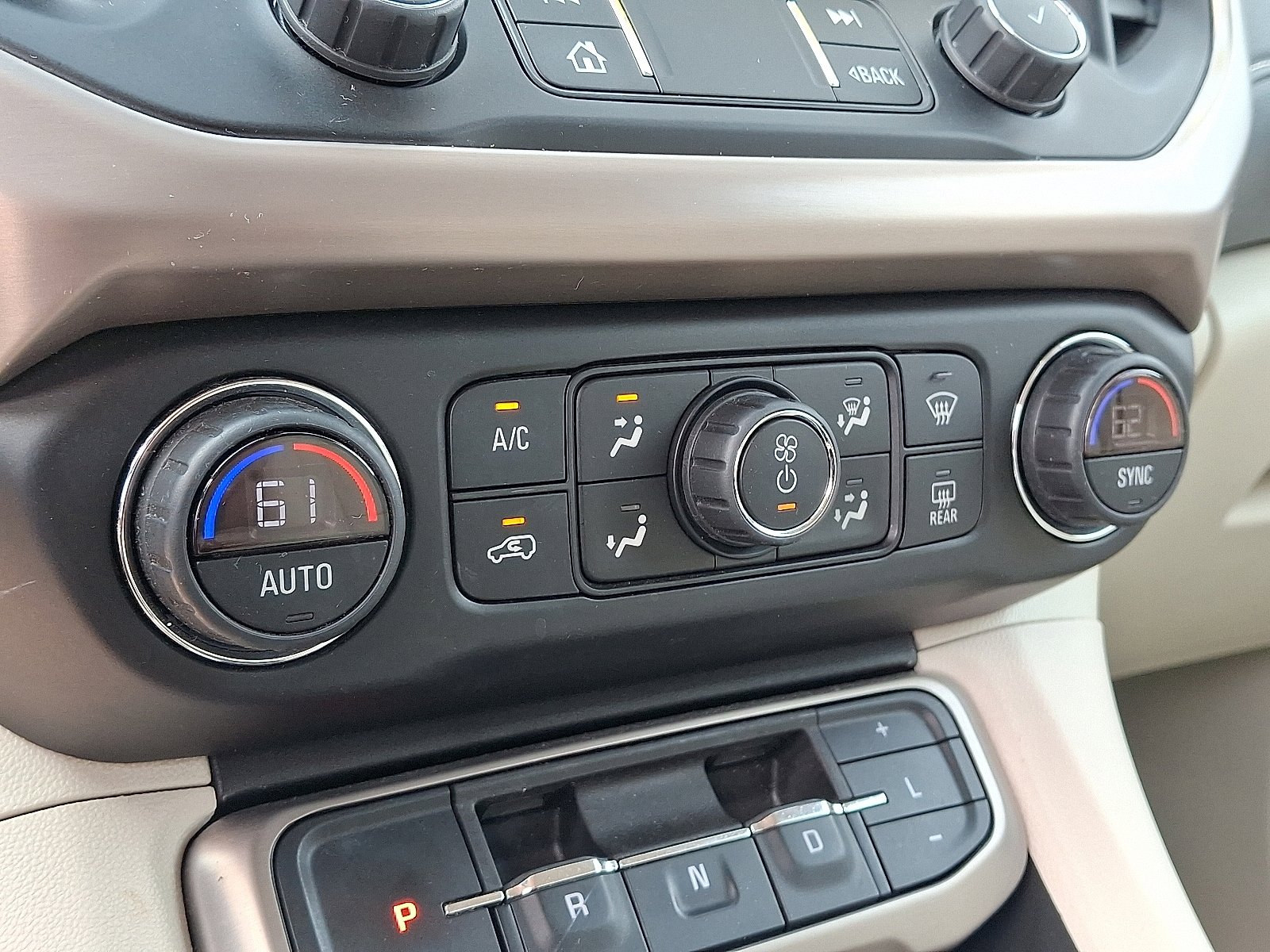 Used 2021 GMC Acadia Denali FWD image 15