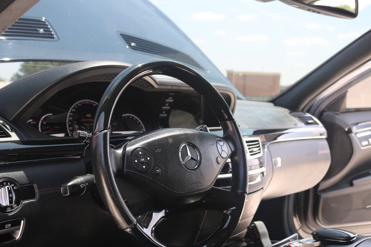 Used 2011 Mercedes-Benz S 63 AMG image 5