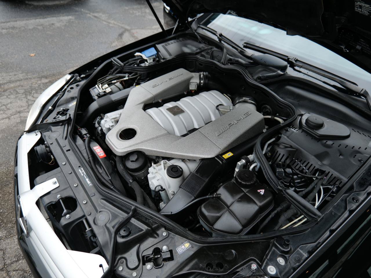 Used 2007 Mercedes-Benz CLS 63 AMG w/ P2 Pkg image 54