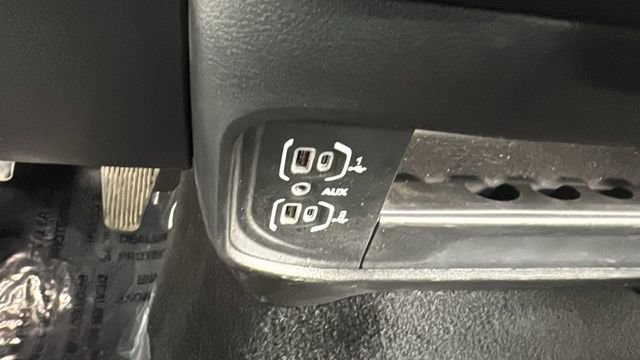 Used 2024 RAM 2500 Laramie image 27