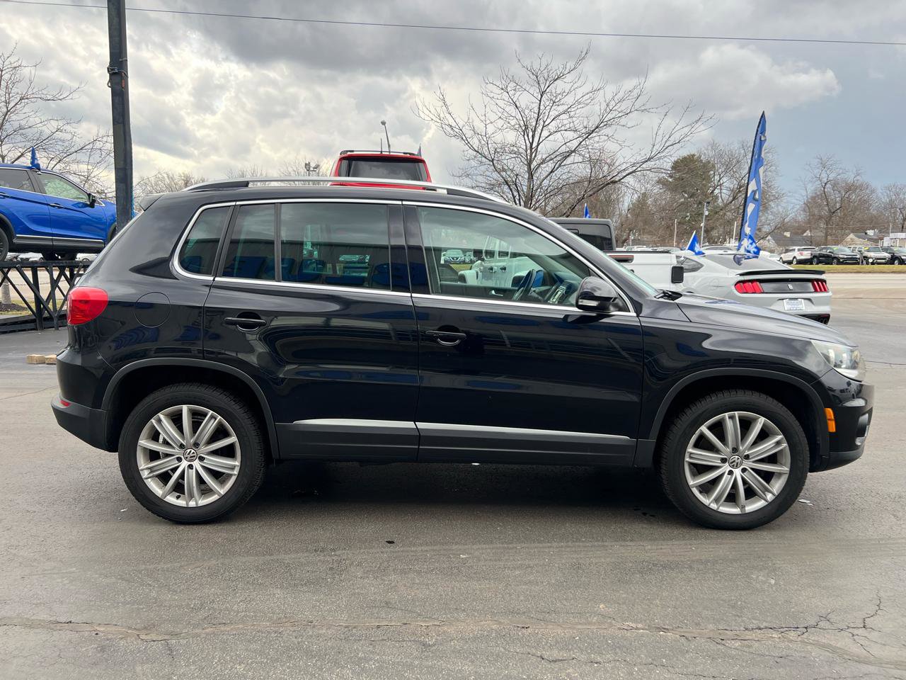 Used 2015 Volkswagen Tiguan SEL AWD/4WD image 7