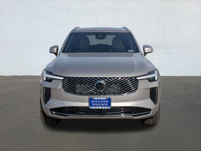 New 2026 Volvo XC90 T8 Plus w/ Protection Package Premier image 4