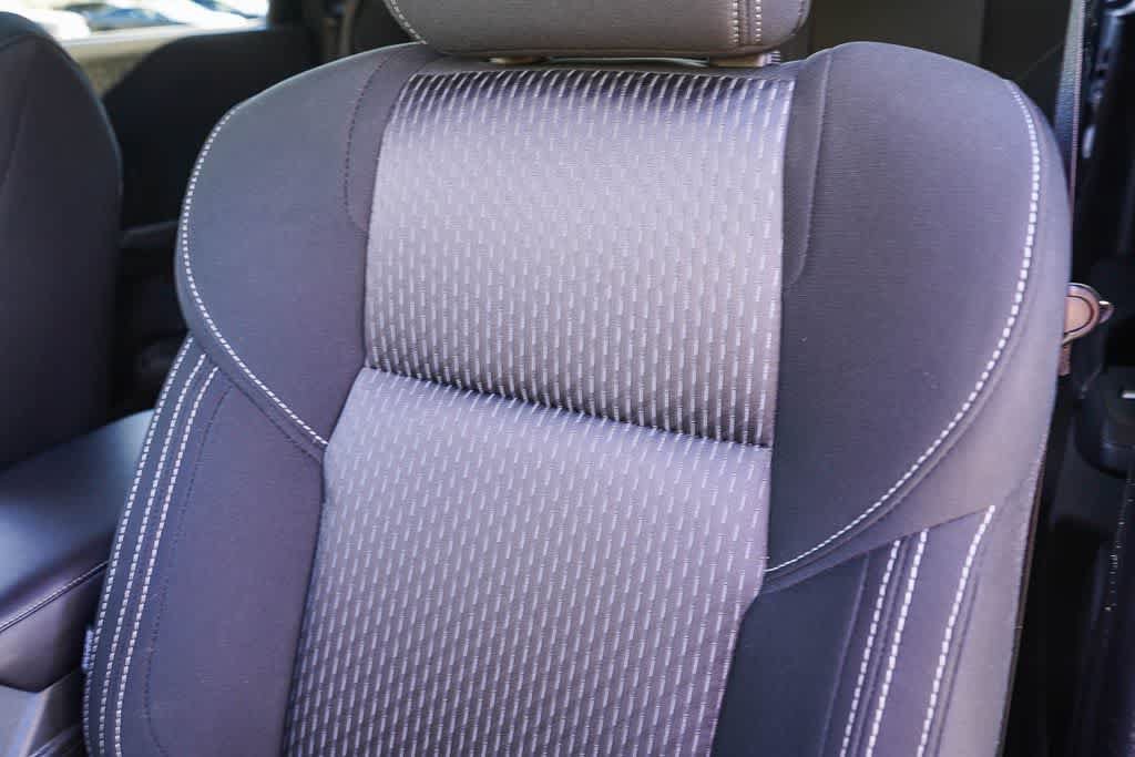 Used 2025 Mitsubishi Outlander ES AWD/4WD image 25