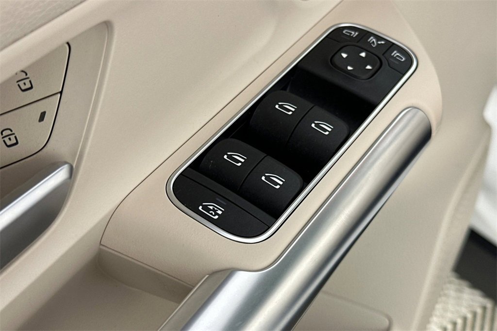 Certified 2026 Mercedes-Benz GLA 250 image 12