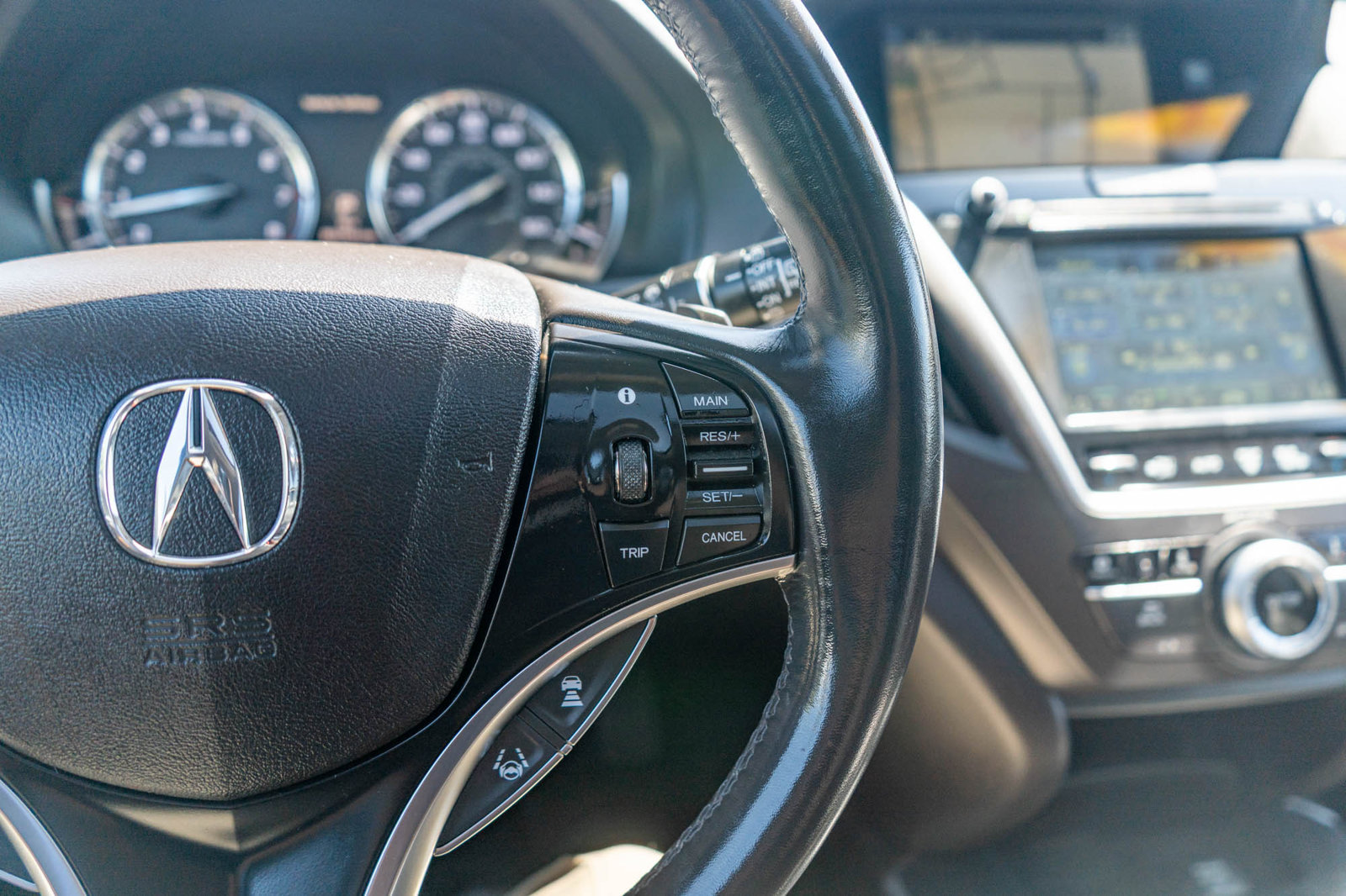 Used 2017 Acura MDX w/ Advance Package FWD image 27