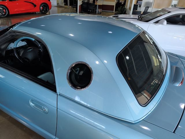 Used 2002 Ford Thunderbird RWD image 28