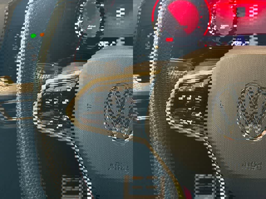 Used 2024 Volkswagen GTI Autobahn image 26