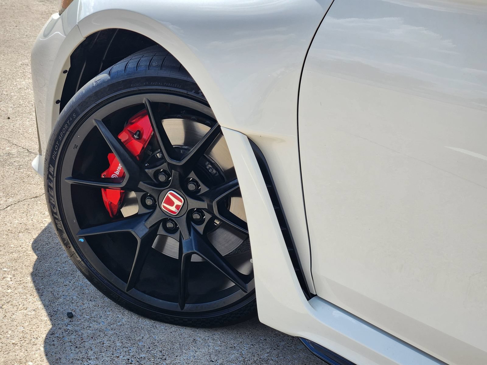 Used 2025 Honda Civic Type R image 17