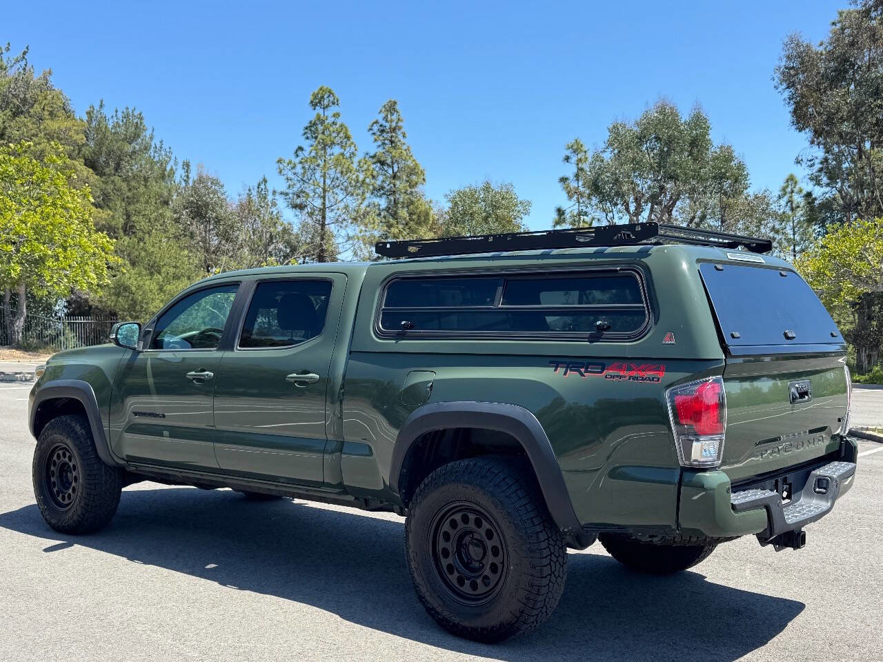 Used 2022 Toyota Tacoma TRD Off-Road w/ TRD Premium Off Road Package AWD/4WD image 5