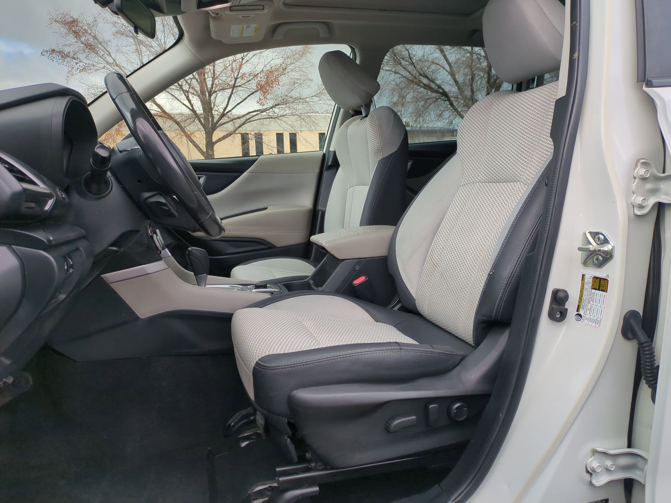 Used 2022 Subaru Forester Premium image 15