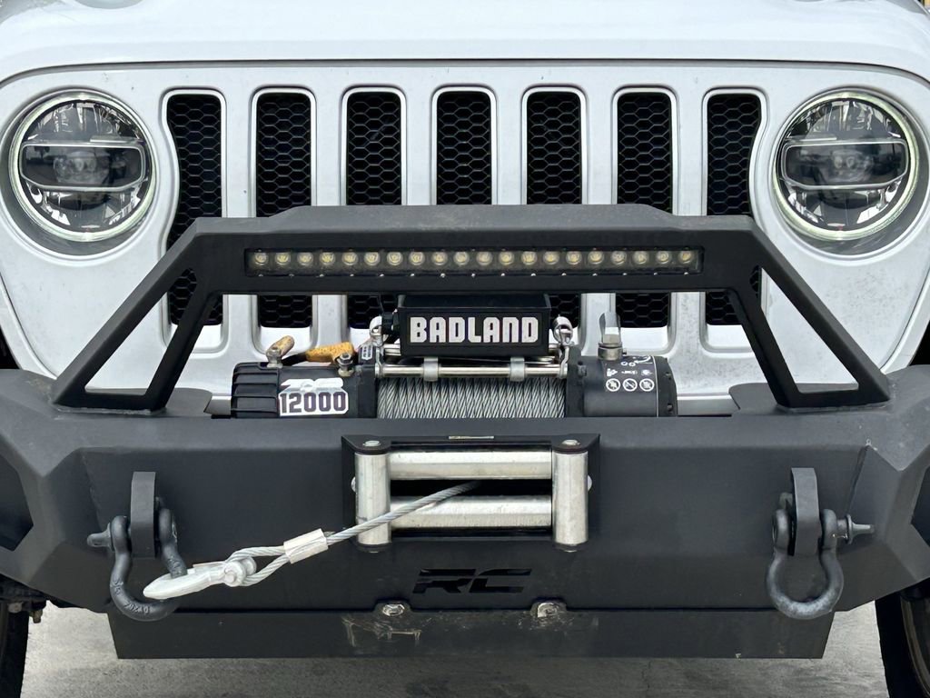 Used 2018 Jeep Wrangler Unlimited Sahara w/ LED Lighting Group image 9