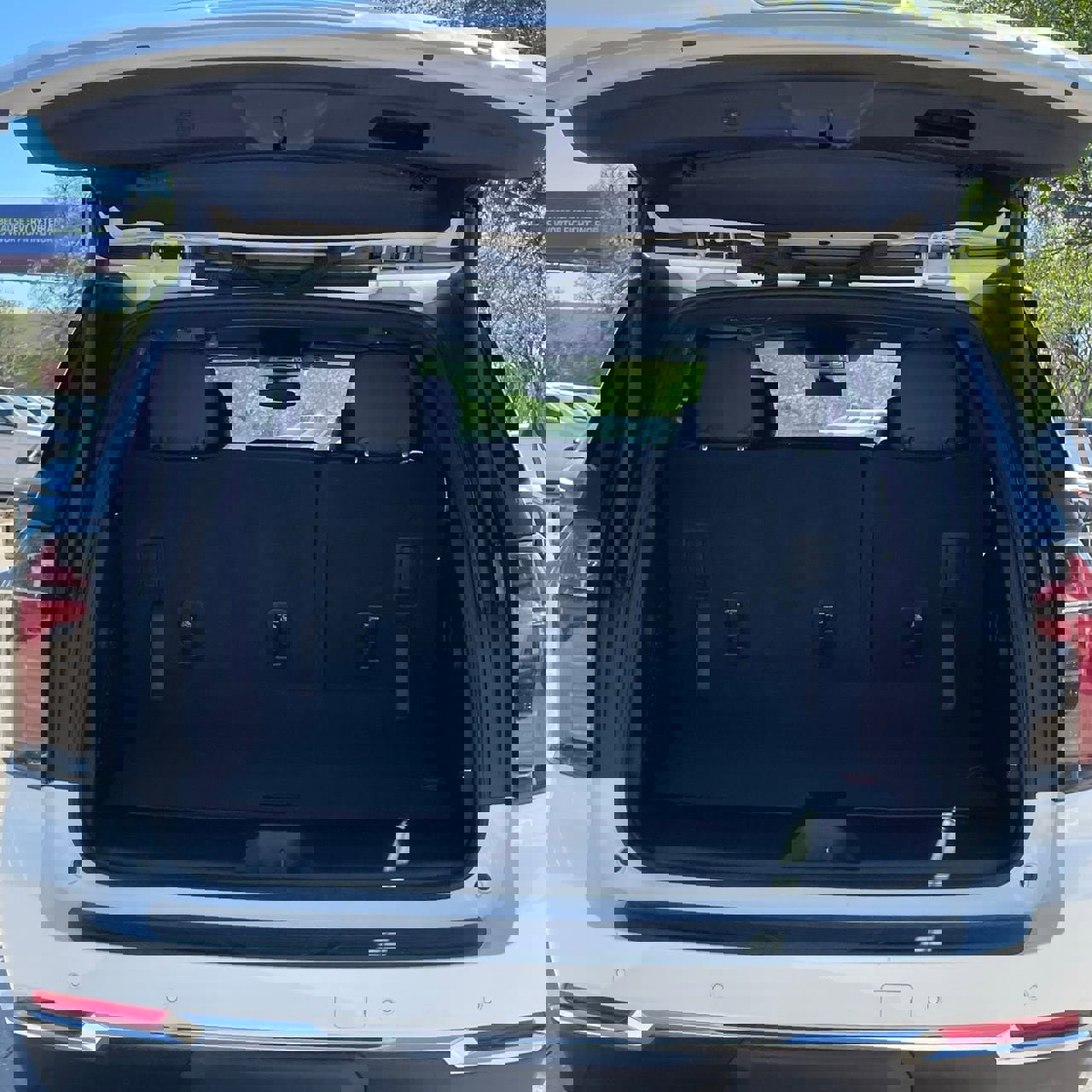 Used 2025 Chevrolet Tahoe LT image 26