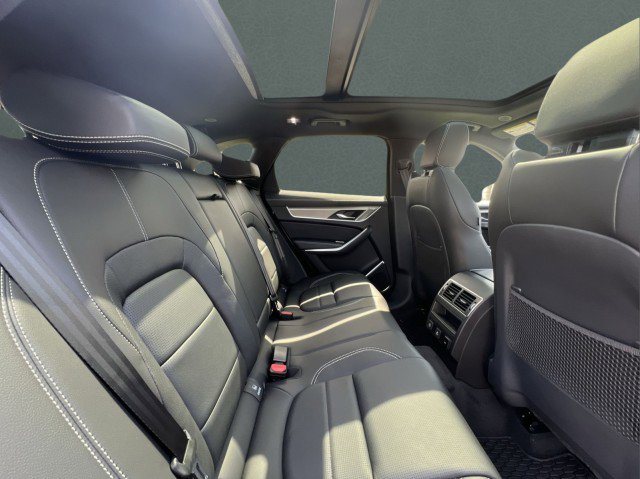 New 2026 Jaguar F-PACE R-Dynamic S image 20